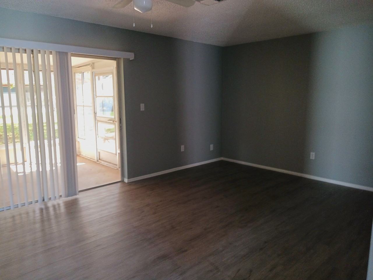 1334 London Ave #1334 - Photo 5 of 12