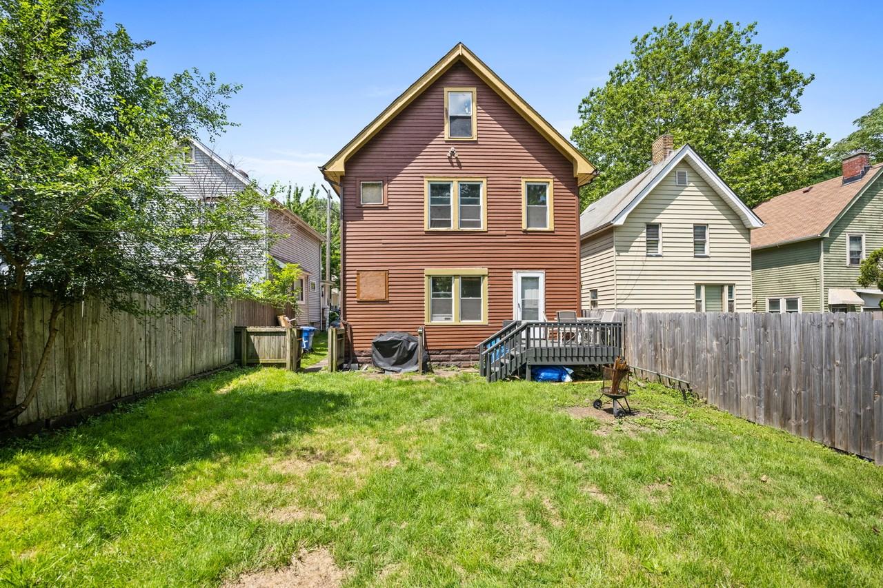 3001 W 11th St #3001 - Photo 2 of 20