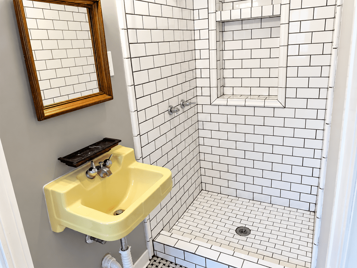 419 W High St #419 - Photo 5 of 8