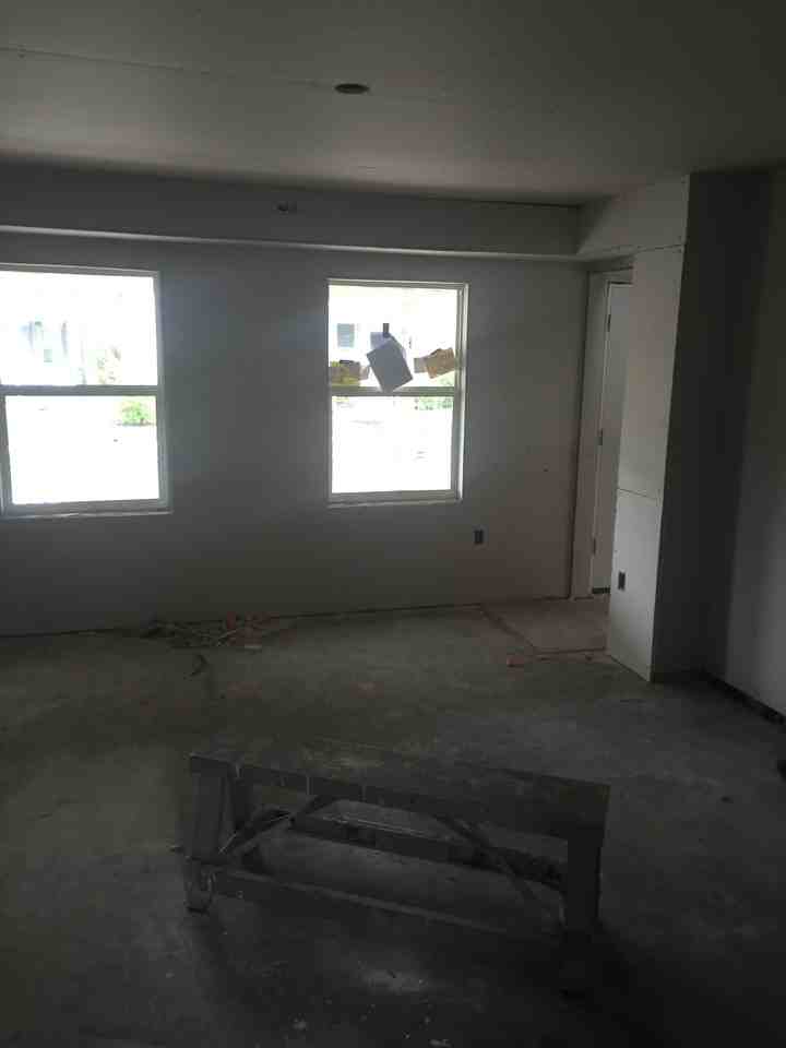 147 W Washington Ave #NA - Photo 2 of 12
