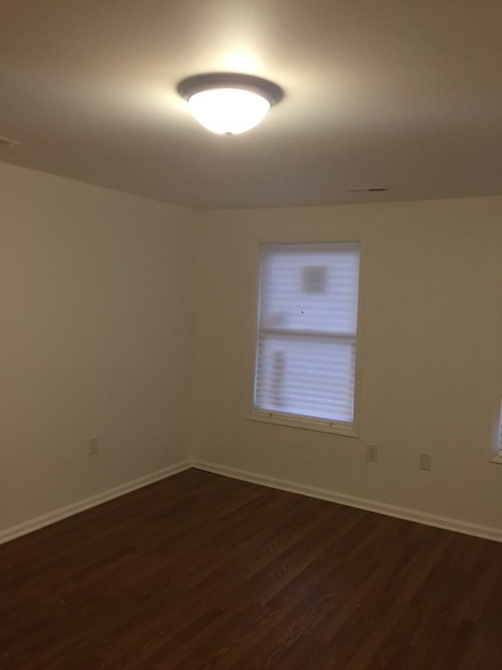147 W Washington Ave #NA - Photo 4 of 12