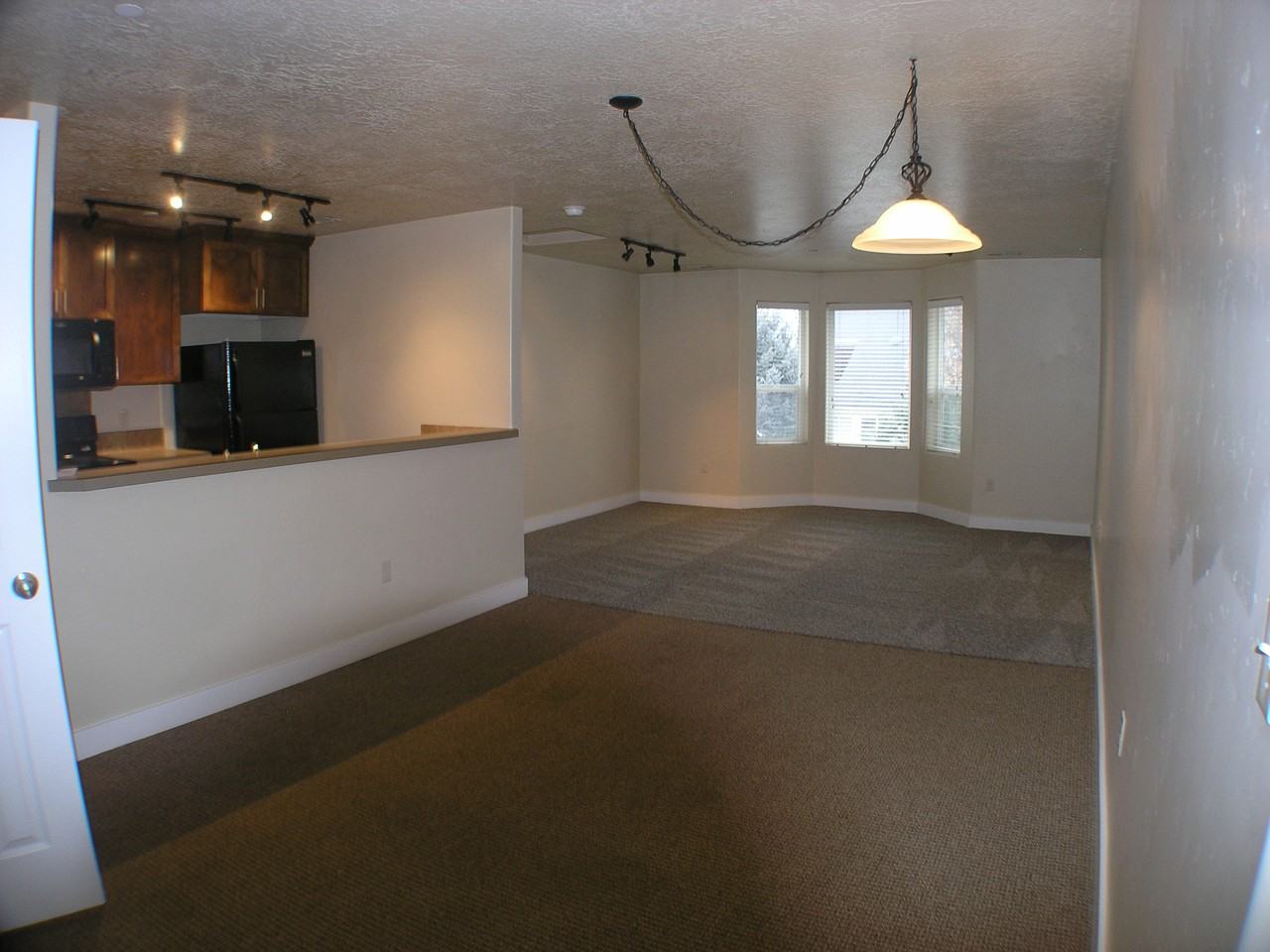 699 N Mitchell St #203 - Photo 2 of 15