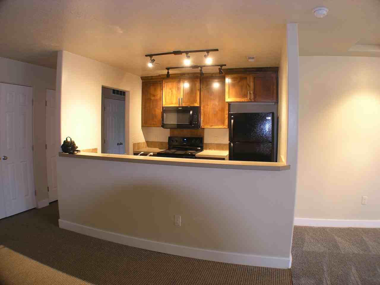 699 N Mitchell St #203 - Photo 4 of 15