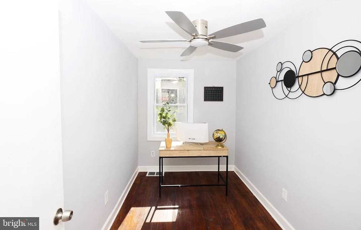 351 Leeanne Rd - Photo 4 of 16