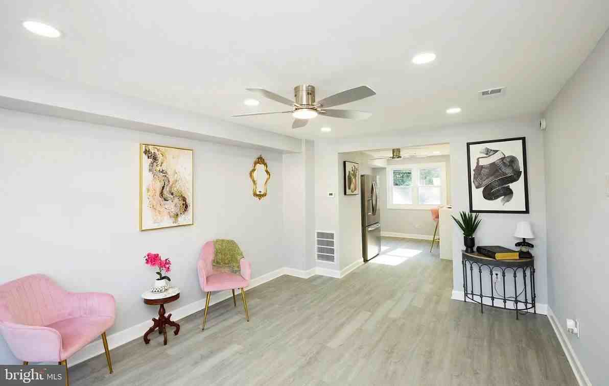 351 Leeanne Rd - Photo 5 of 16