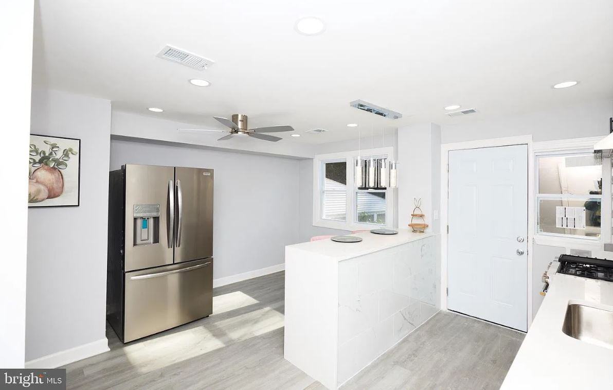 351 Leeanne Rd - Photo 7 of 16