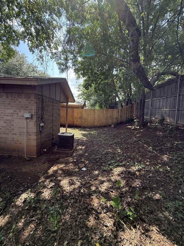2209 Viewtop Ln #A - Photo 5 of 36