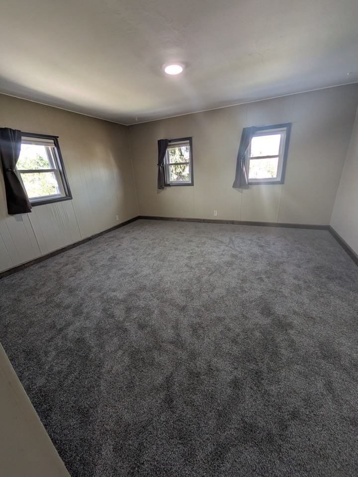 2109 Dixon St #A - Photo 4 of 20
