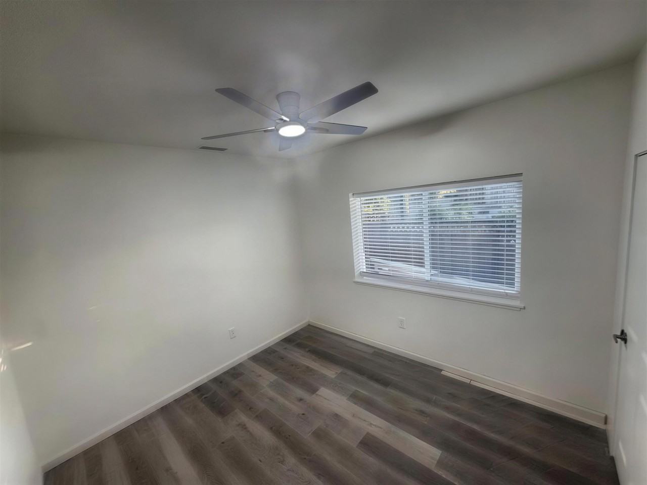 4718 Santa Rosita Ct #NA - Photo 5 of 13