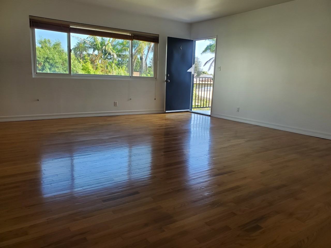 1817 Euclid St #4 - Photo 6 of 20