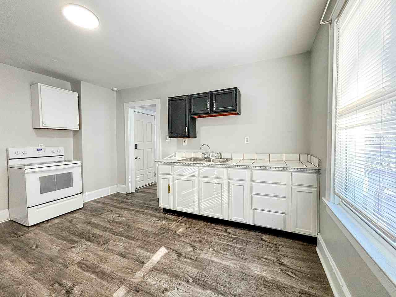 3835 Vine Street RR - 2 #RR2 - Photo 3 of 10
