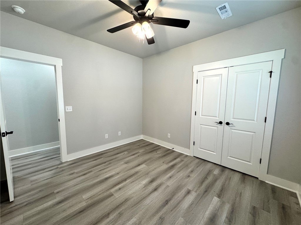 16 Renfrew Ln - Photo 6 of 14