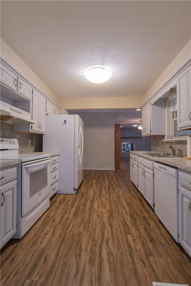 3 Salford Ln - Photo 4 of 19