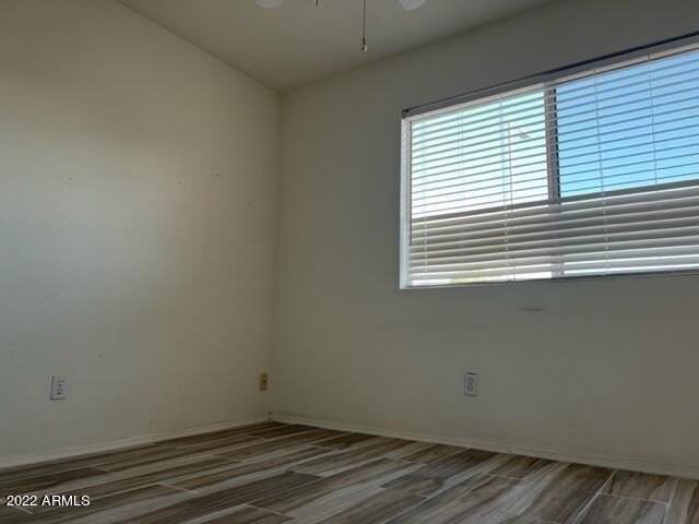16038 W Maricopa St - Photo 3 of 31
