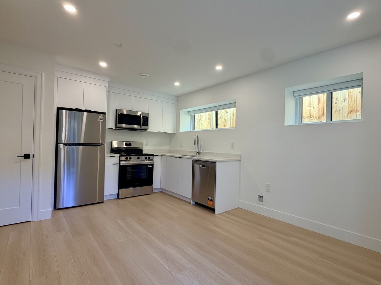 2153 East 20th Avenue - Photo 4 of 10