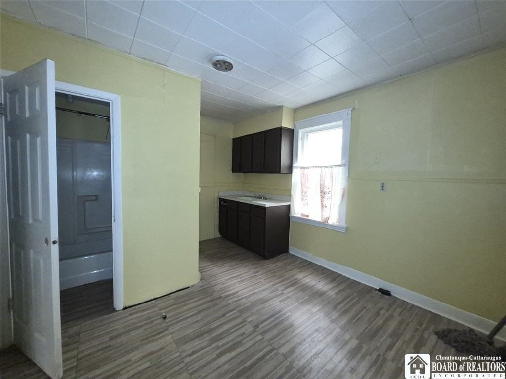 2409 Monroe Ave - Photo 3 of 6