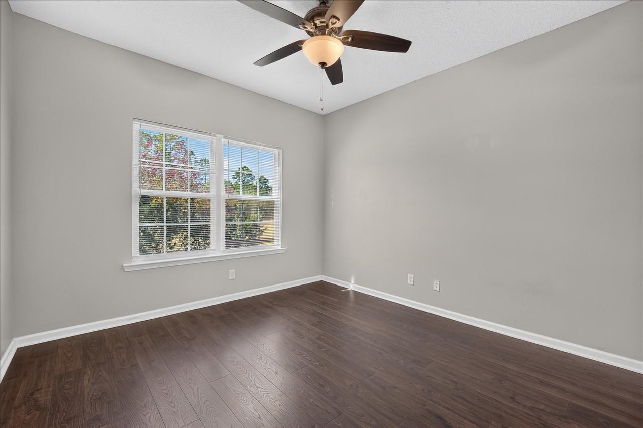 285 Owens St Ne #1 - Photo 6 of 50