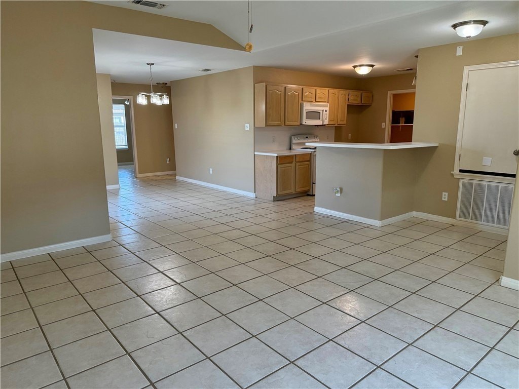 15634 Cruiser St #A - Photo 4 of 22