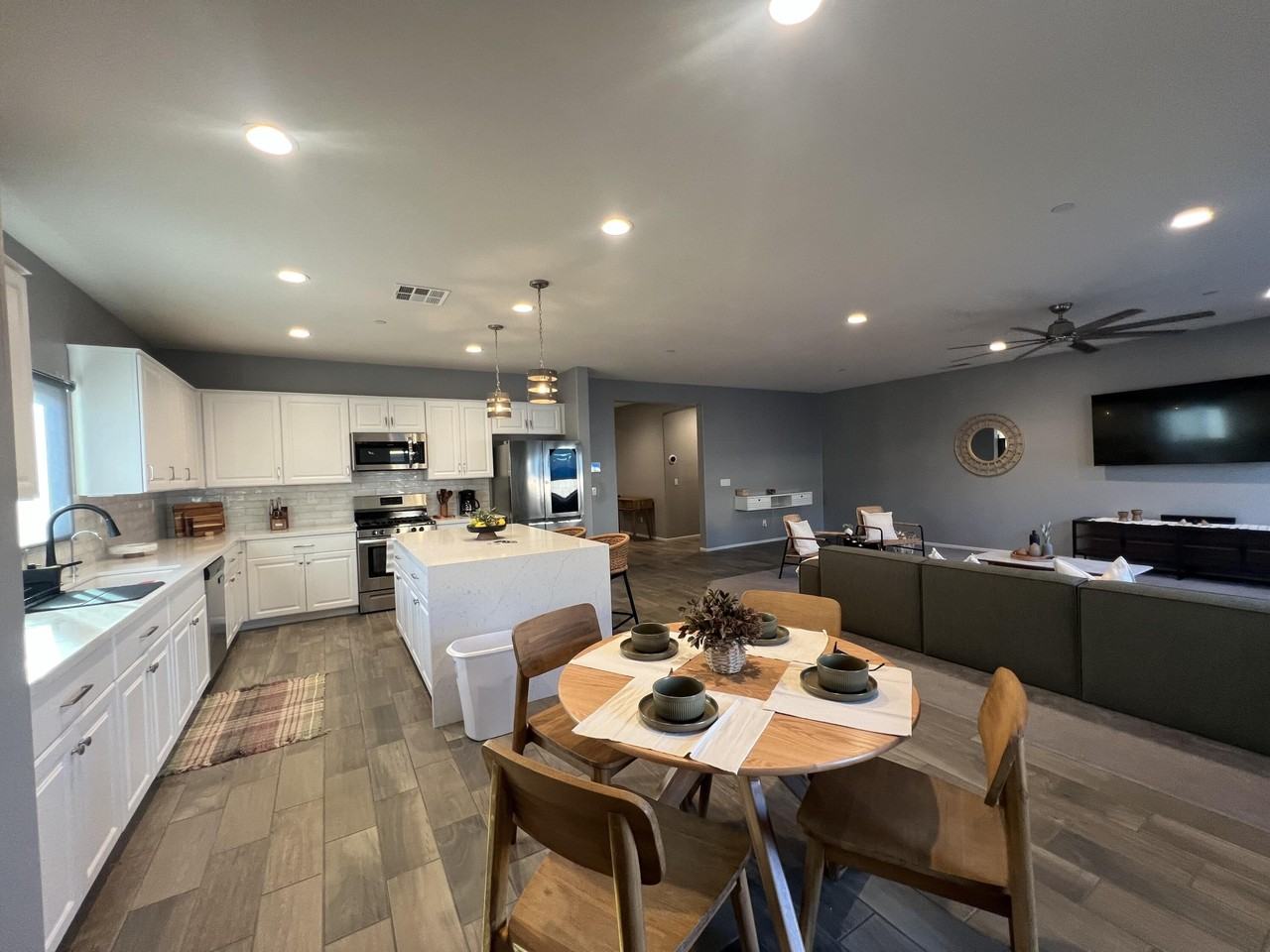 42912 Gazapo Ct - Photo 2 of 36