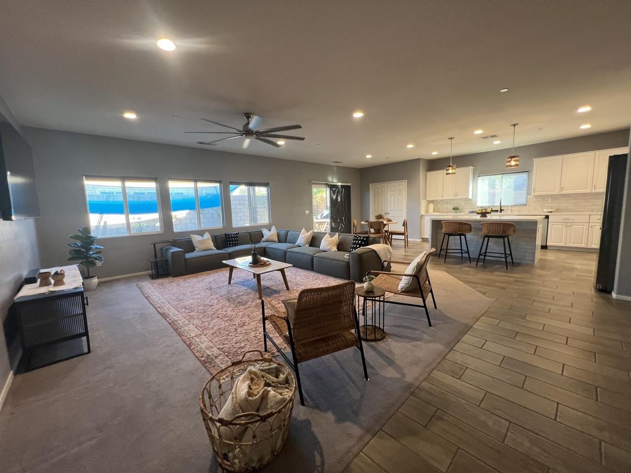 42912 Gazapo Ct - Photo 7 of 36