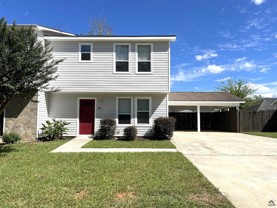 620 Maplewood Dr - Photo 1 of 1