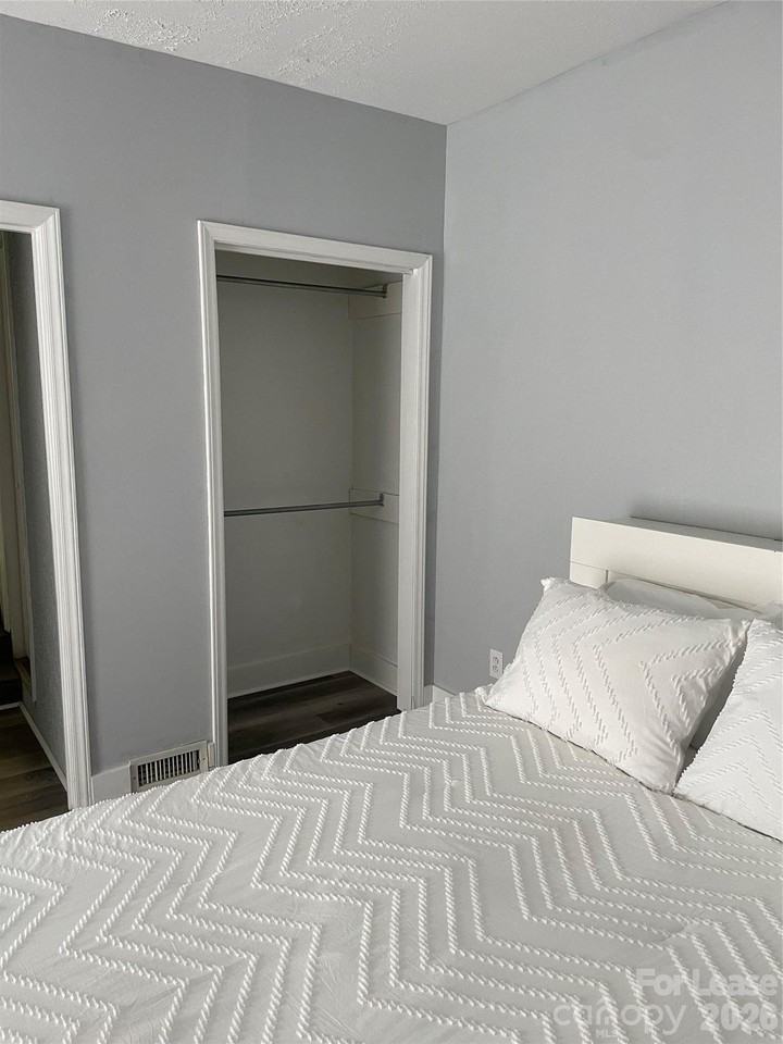 409 N Main St - Photo 2 of 13