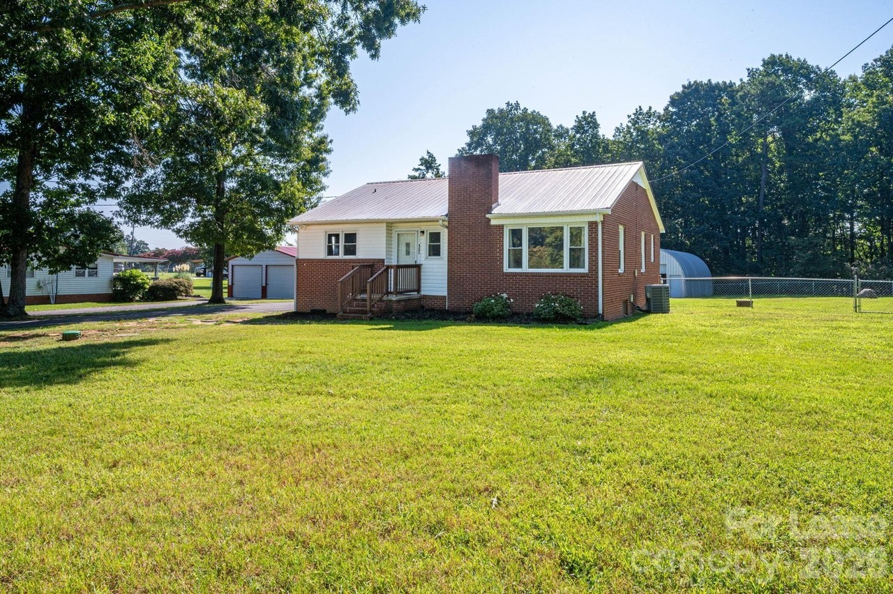 4282 Buffalo Shoals Rd - Photo 2 of 28