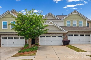 featured image of 979 Pennington Dr