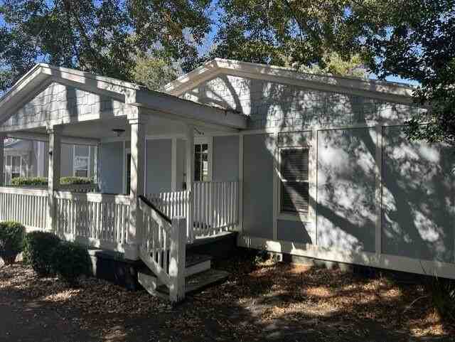 605 W 5th North St #B - Photo 3 of 6