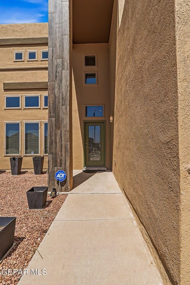 1453 Dominic Anakin Dr #1 - Photo 3 of 37