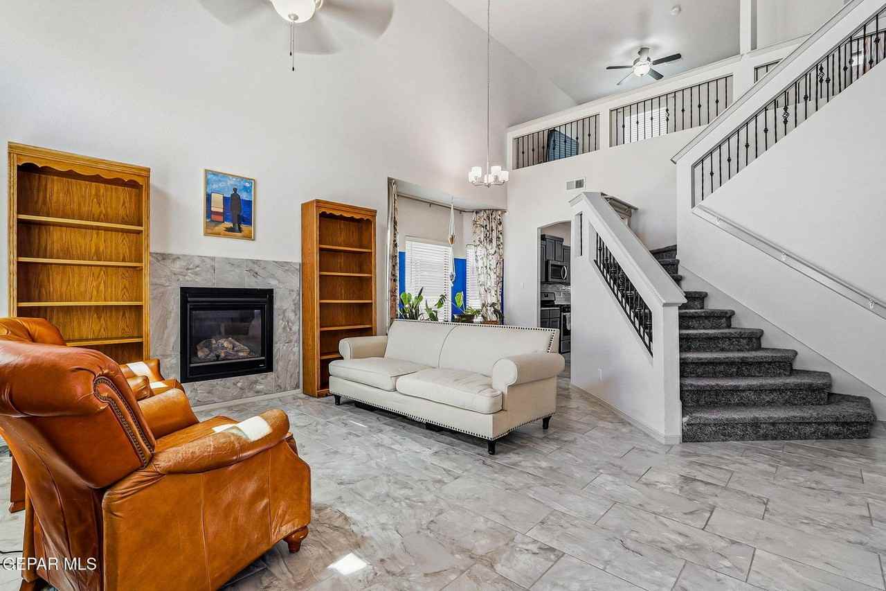 1453 Dominic Anakin Dr #1 - Photo 5 of 37
