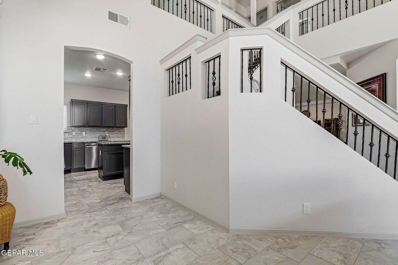 1453 Dominic Anakin Dr #1 - Photo 7 of 37