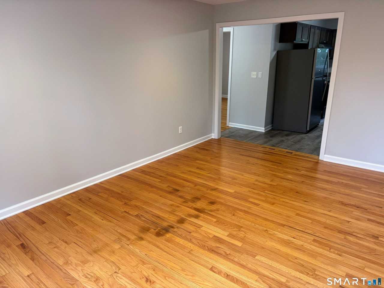 8 Canterbury Ln #1 - Photo 6 of 15