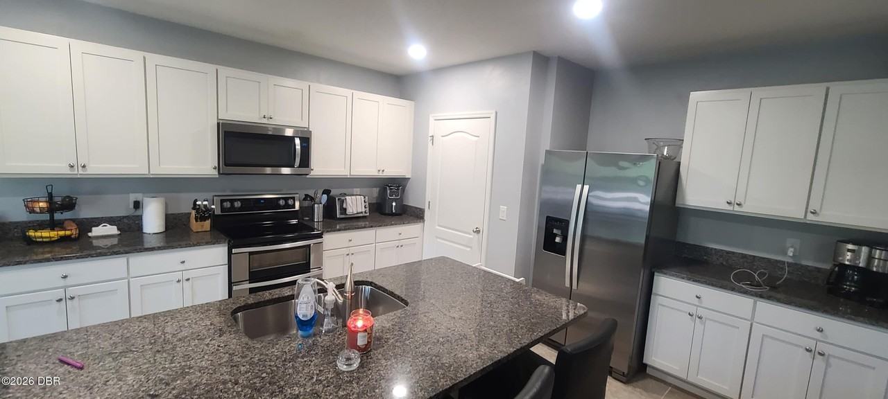 133 Sunset Point Dr - Photo 3 of 46