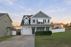featured image of 40 Taplow Trl