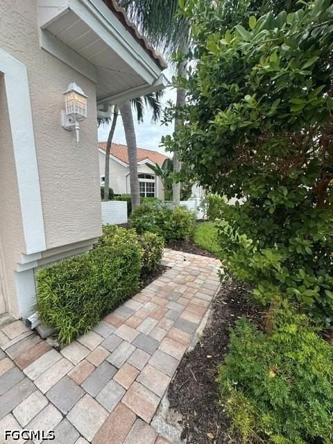 12870 Devonshire Lakes Cir - Photo 4 of 31