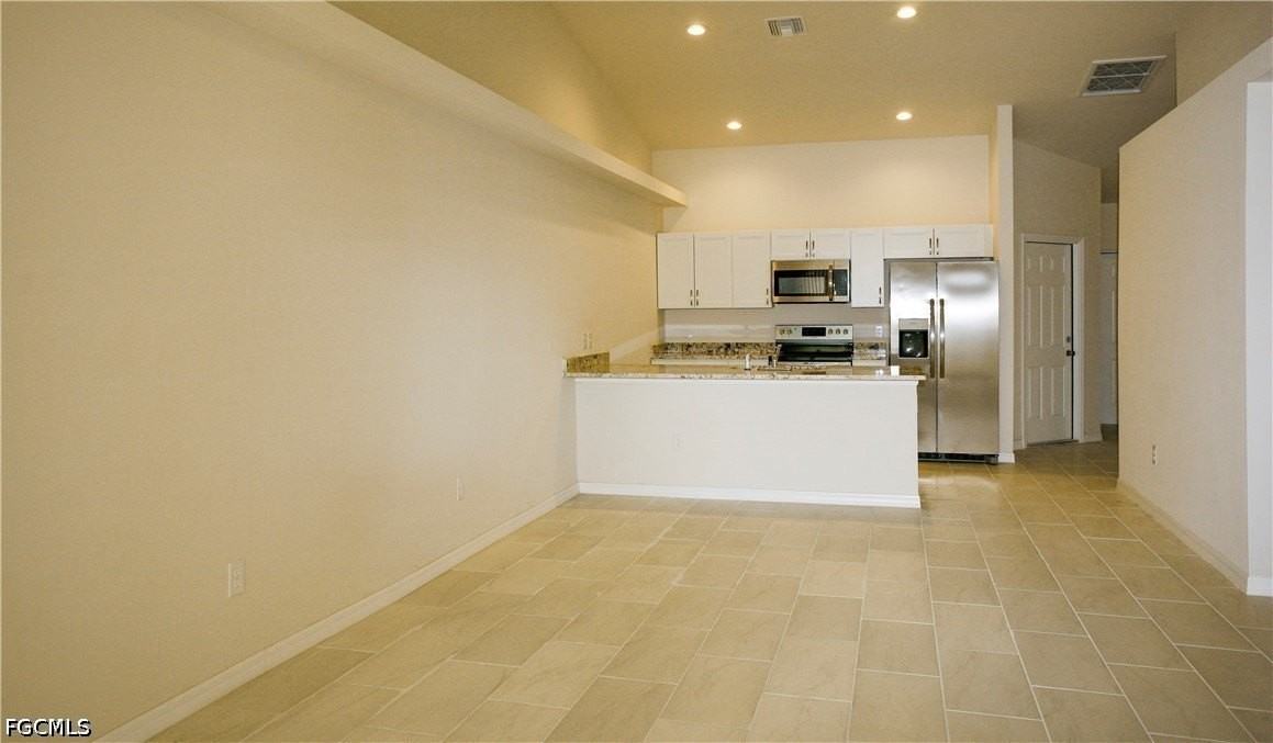1321 Se 8th Pl #1319 - Photo 4 of 17
