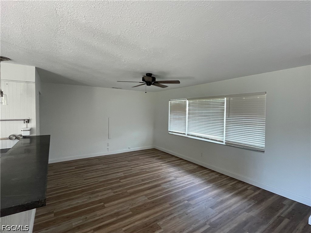 5208 Rutland Ct - Photo 2 of 23