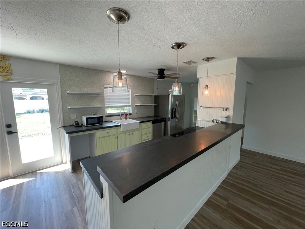5208 Rutland Ct - Photo 6 of 23
