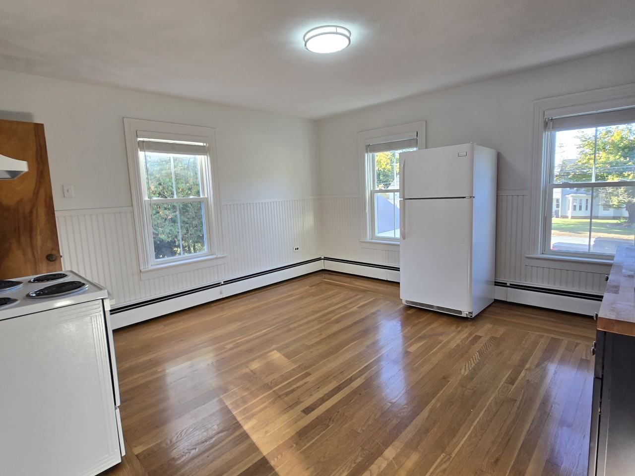 381 Ten Rod Rd #2 - Photo 6 of 11