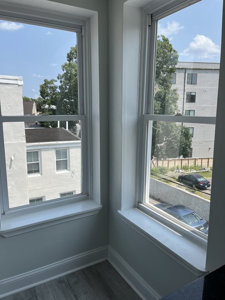 26 W Haines St #3 - Photo 5 of 10