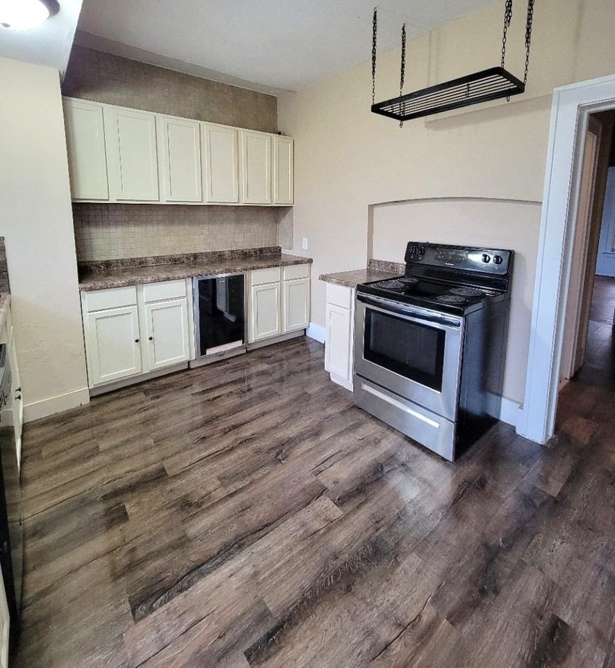 1024 S 4th Ave #1 - Photo 5 of 19