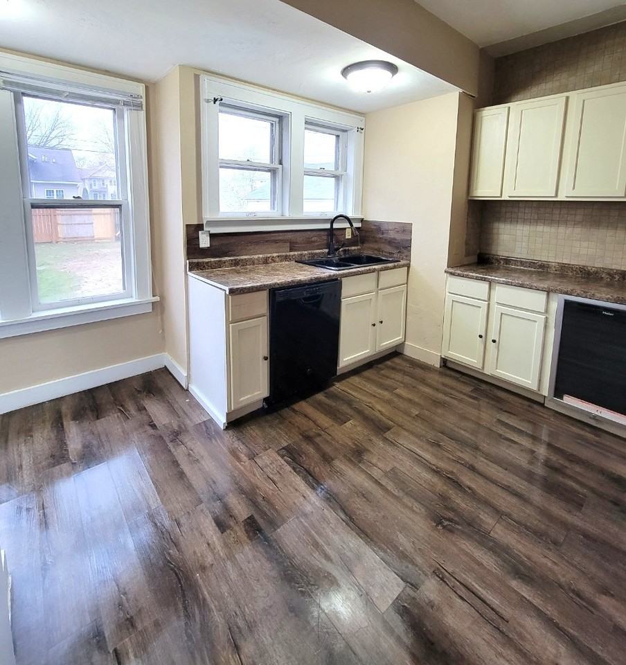 1024 S 4th Ave #1 - Photo 6 of 19