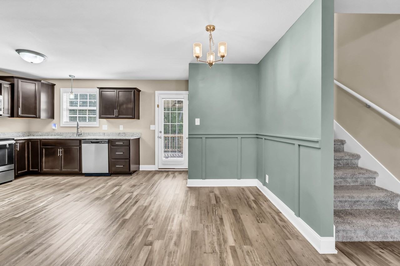 1024 Dublin Dr #1 - Photo 6 of 36