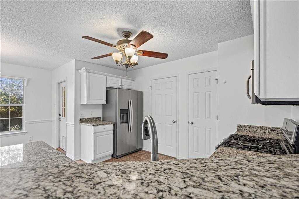 665 Willow Pointe Dr - Photo 5 of 23