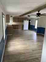 featured image of 18 Illini East St #1