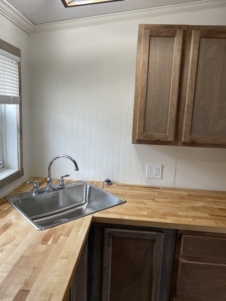 18 Illini East St #1 - Photo 2 of 12