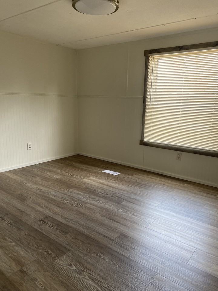 18 Illini East St #1 - Photo 5 of 12