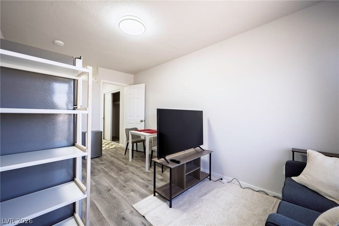 343 Tungsten St #B - Photo 6 of 17