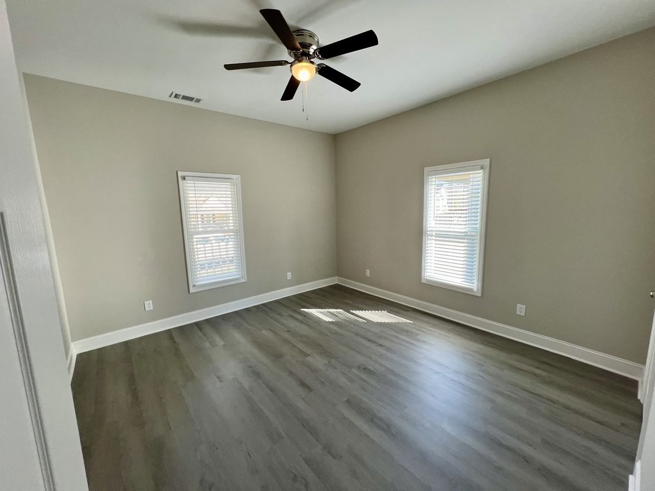 700 S Houston St #1 - Photo 7 of 10